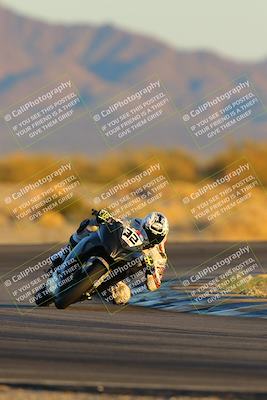 media/Jan-21-2023-CVMA (Sat) [[b9eef8ba1f]]/Race 13 500 Supersport-350 Supersport/